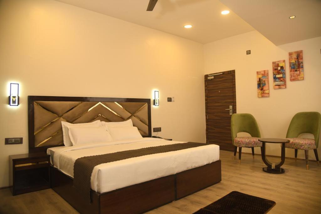 Cloud Social Otel Shillong Dış mekan fotoğraf
