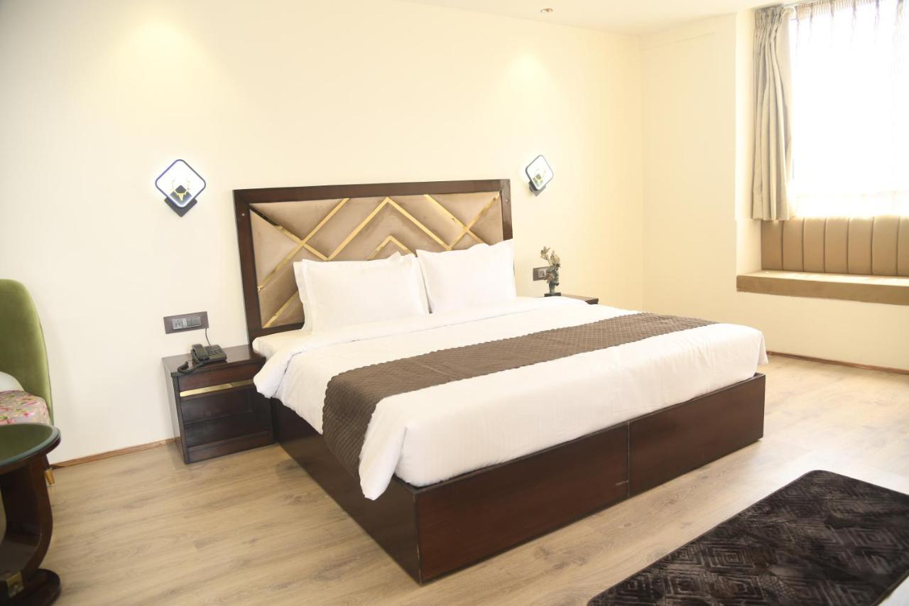 Cloud Social Otel Shillong Dış mekan fotoğraf