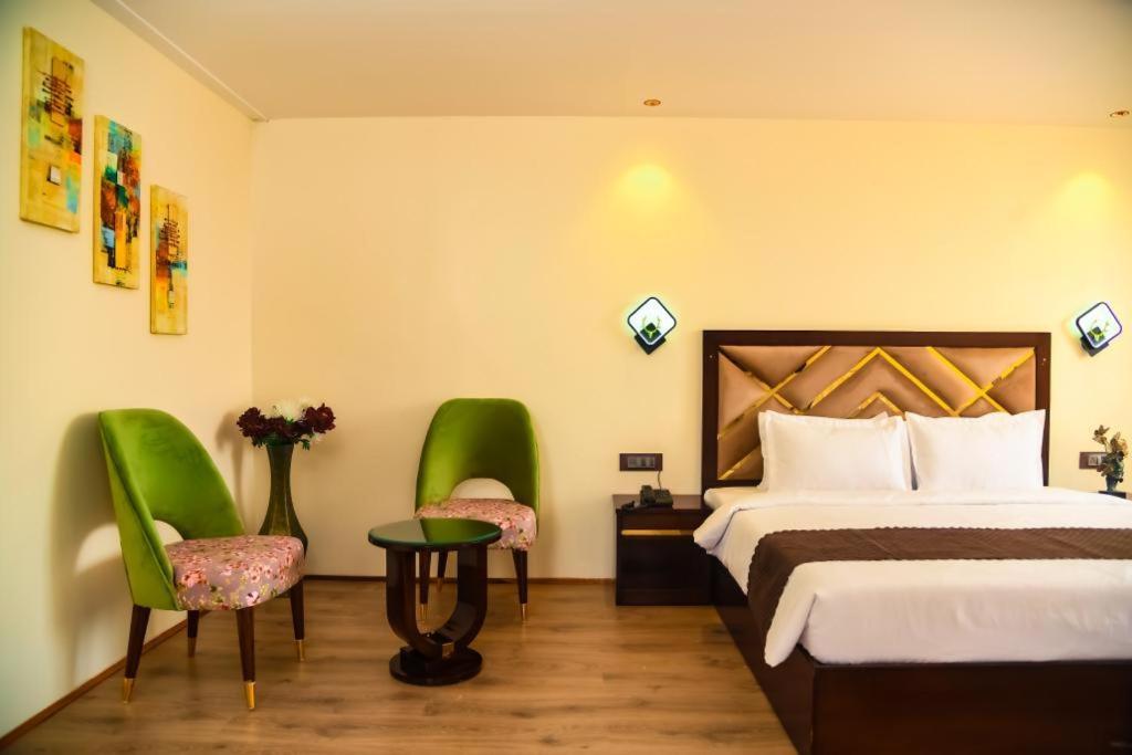 Cloud Social Otel Shillong Dış mekan fotoğraf